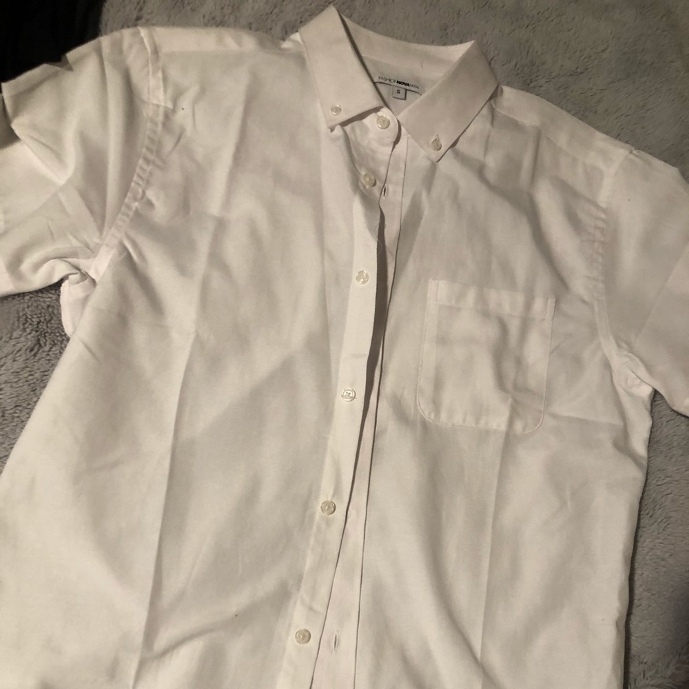 Mens small short sleeve button down